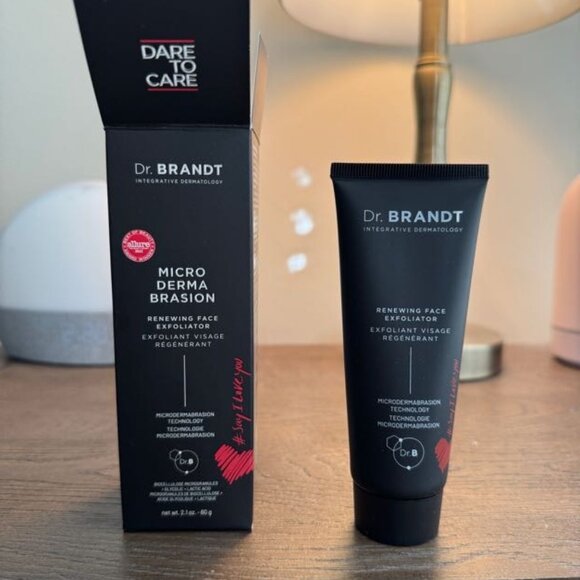 UNOPENED - Dr. Brandt Microdermabrasion Renewing Face Exfoliator